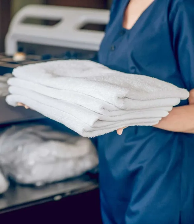Why choose Laundrykhalas for winter comforters cleaning in Bahrain