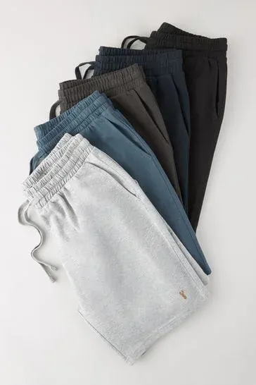 Premium wash & fold care for summerwear in Bahrain