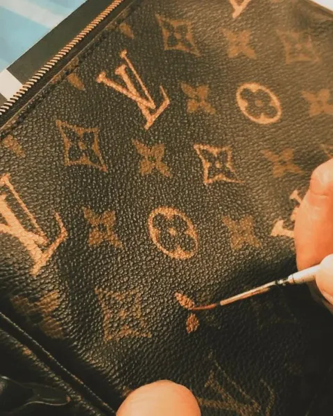 Leather Restoration for bags in Bahrain