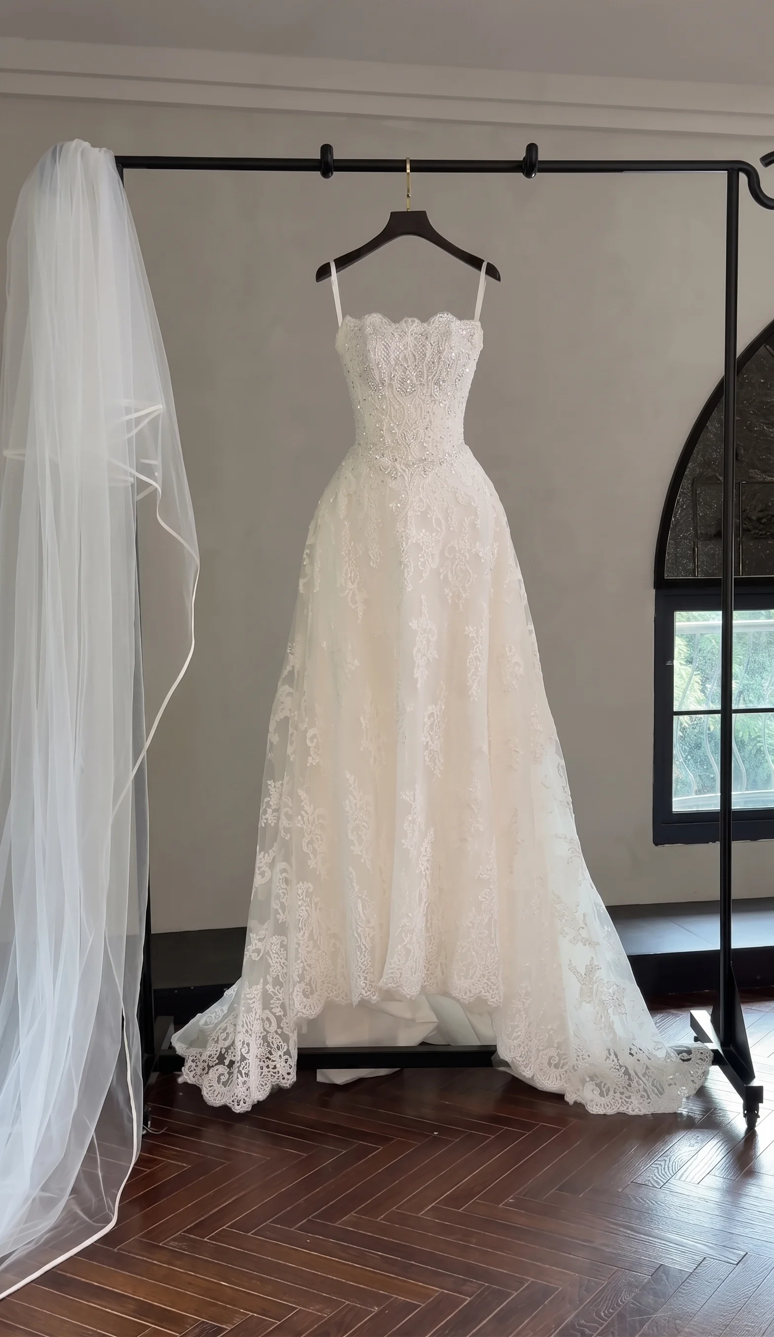 Local Wedding Dress Cleaning team serving Busaiteen, Bahrain